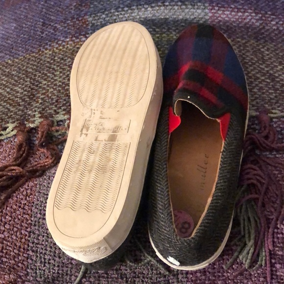 Slip on sneakers size8.5, wool plaid leather lined - Picture 2 of 4